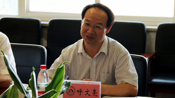 呼文亮2（偏暗）.JPG