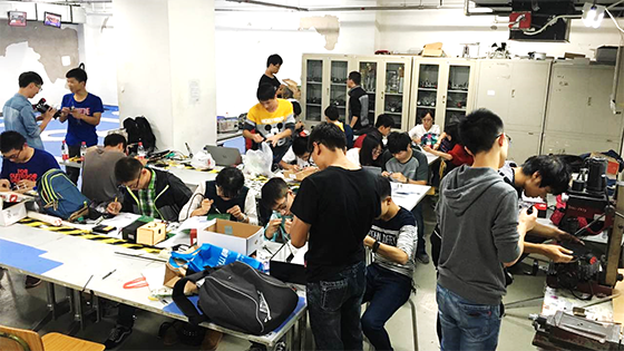 机电楼地下室B205智能车实验室.png