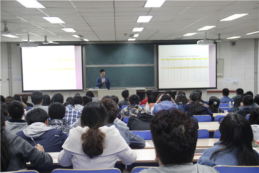 13级年级会 (1)_副本.jpg